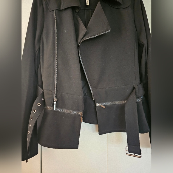 BCBG Black Jacket - Picture 6 of 6